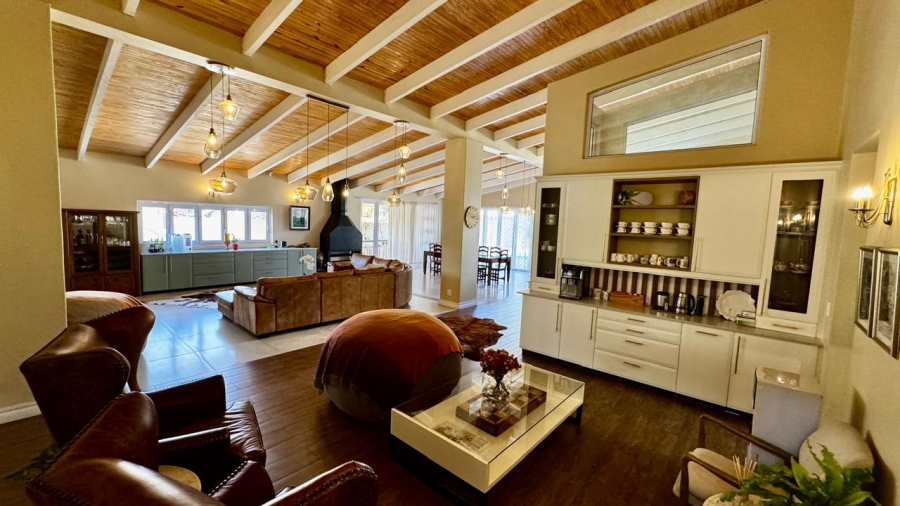 4 Bedroom Property for Sale in Eldoraigne Gauteng