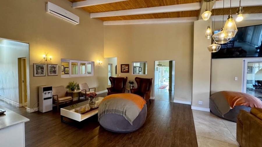 4 Bedroom Property for Sale in Eldoraigne Gauteng