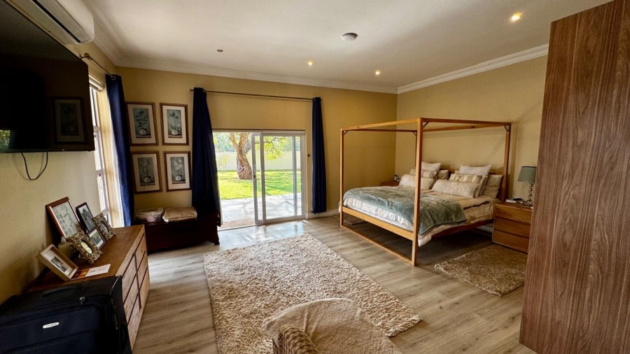 4 Bedroom Property for Sale in Eldoraigne Gauteng