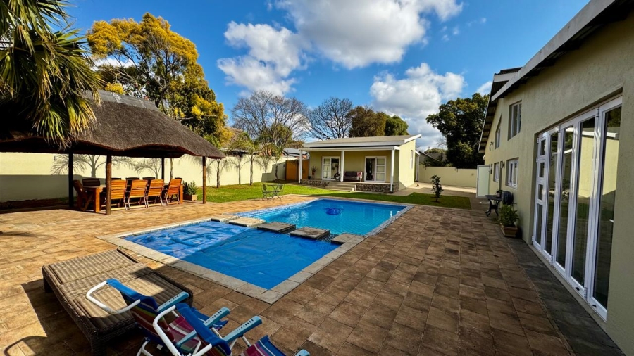 4 Bedroom Property for Sale in Eldoraigne Gauteng