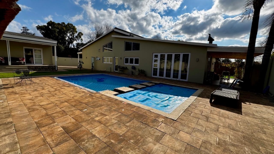 4 Bedroom Property for Sale in Eldoraigne Gauteng