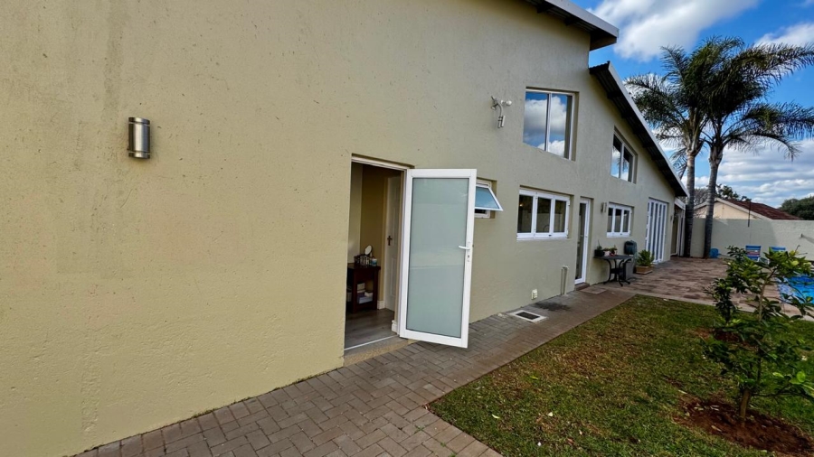 4 Bedroom Property for Sale in Eldoraigne Gauteng