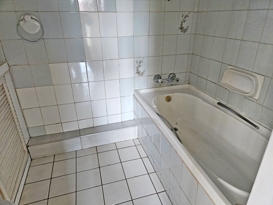 2 Bedroom Property for Sale in Kempton Park Central Gauteng