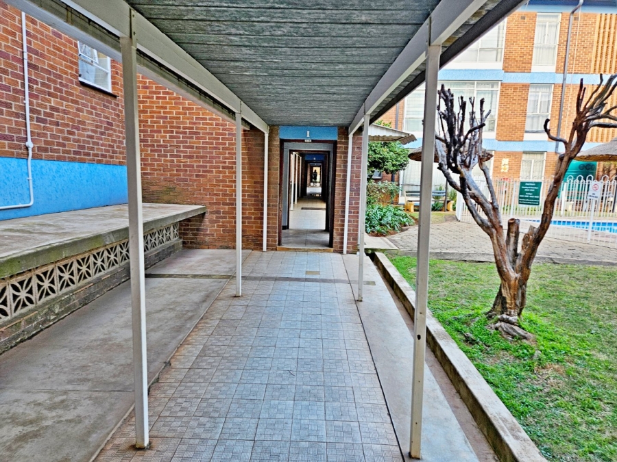 2 Bedroom Property for Sale in Kempton Park Central Gauteng