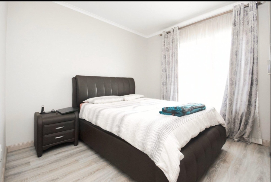 To Let 3 Bedroom Property for Rent in Blue Hills Gauteng