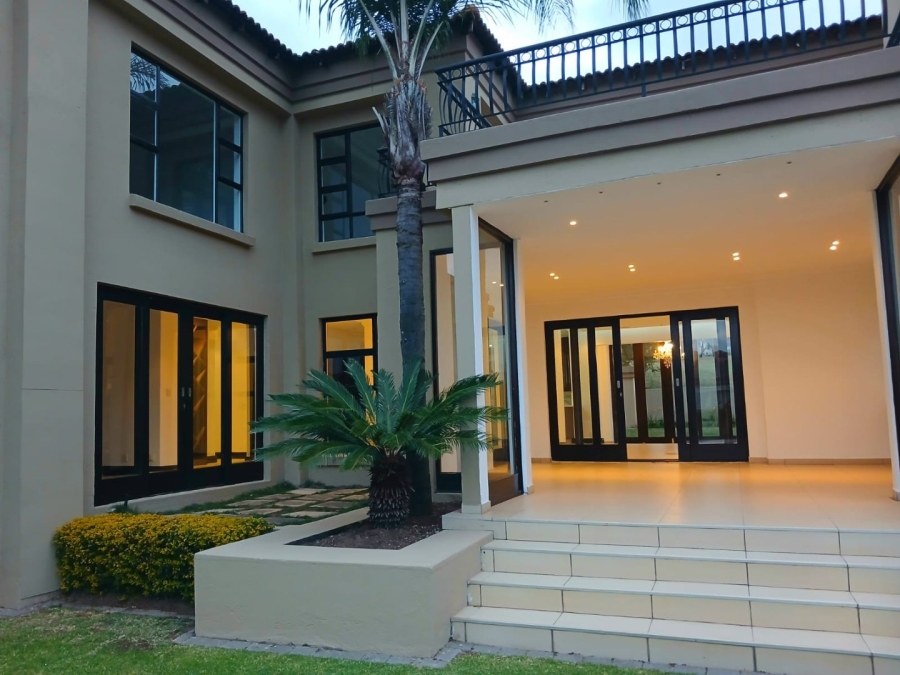 5 Bedroom Property for Sale in Blue Valley Golf Estate Gauteng
