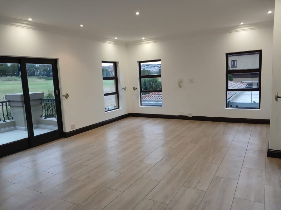 5 Bedroom Property for Sale in Blue Valley Golf Estate Gauteng