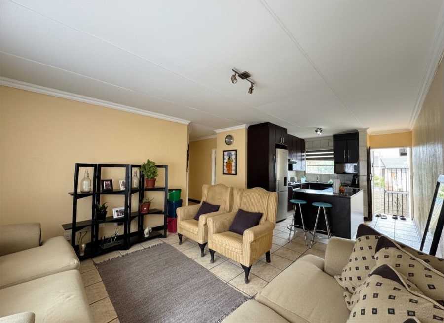 3 Bedroom Property for Sale in Vorna Valley Gauteng