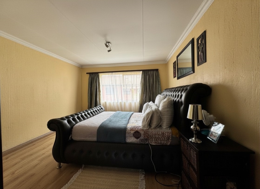 3 Bedroom Property for Sale in Vorna Valley Gauteng