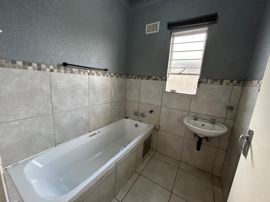 3 Bedroom Property for Sale in Salfin Gauteng