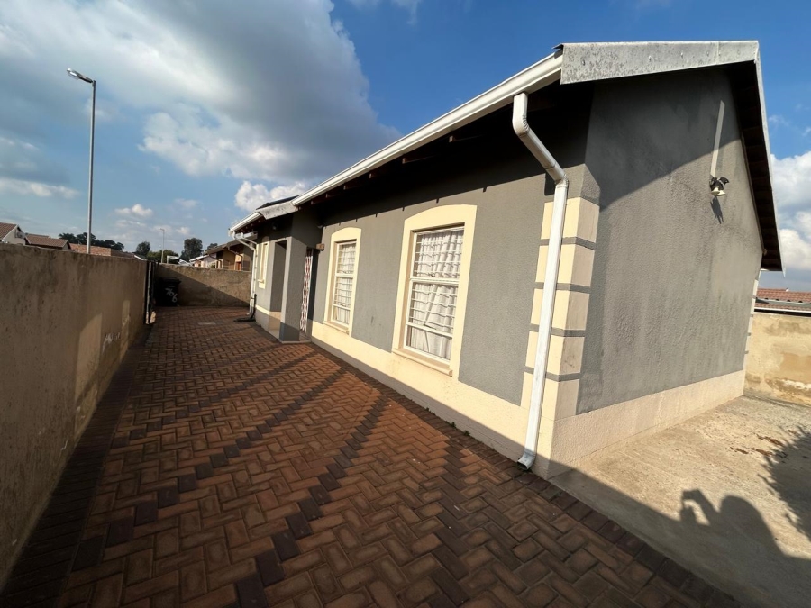 3 Bedroom Property for Sale in Salfin Gauteng