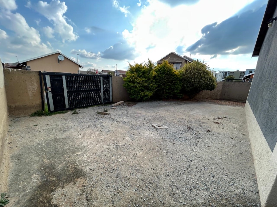3 Bedroom Property for Sale in Salfin Gauteng