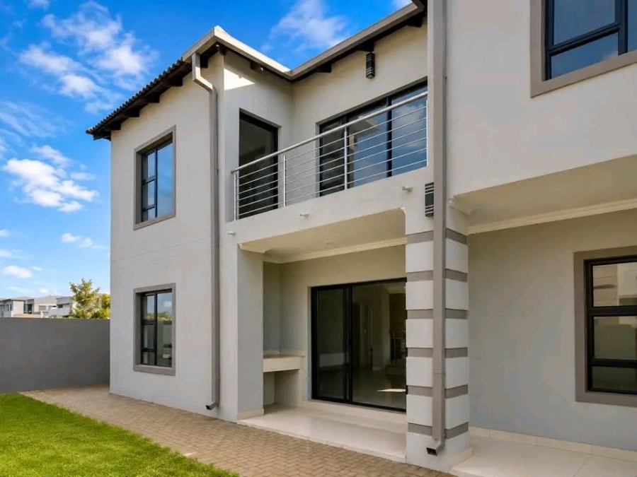 4 Bedroom Property for Sale in Zambezi Manor Lifestyle Estate Gauteng