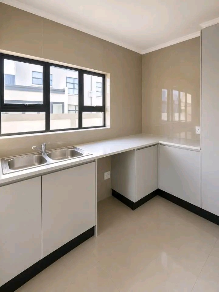 4 Bedroom Property for Sale in Zambezi Manor Lifestyle Estate Gauteng