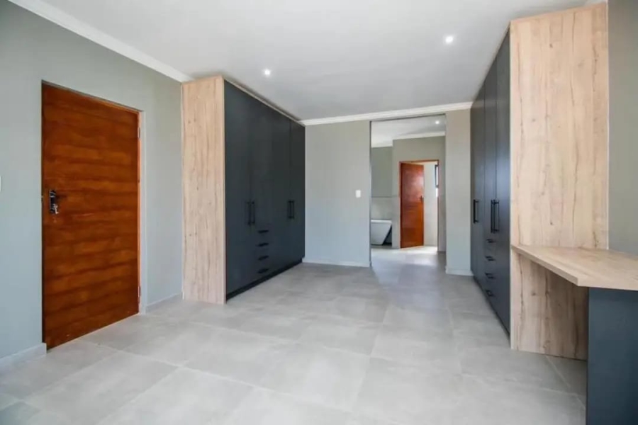 4 Bedroom Property for Sale in Roodepark Eco Estate Gauteng
