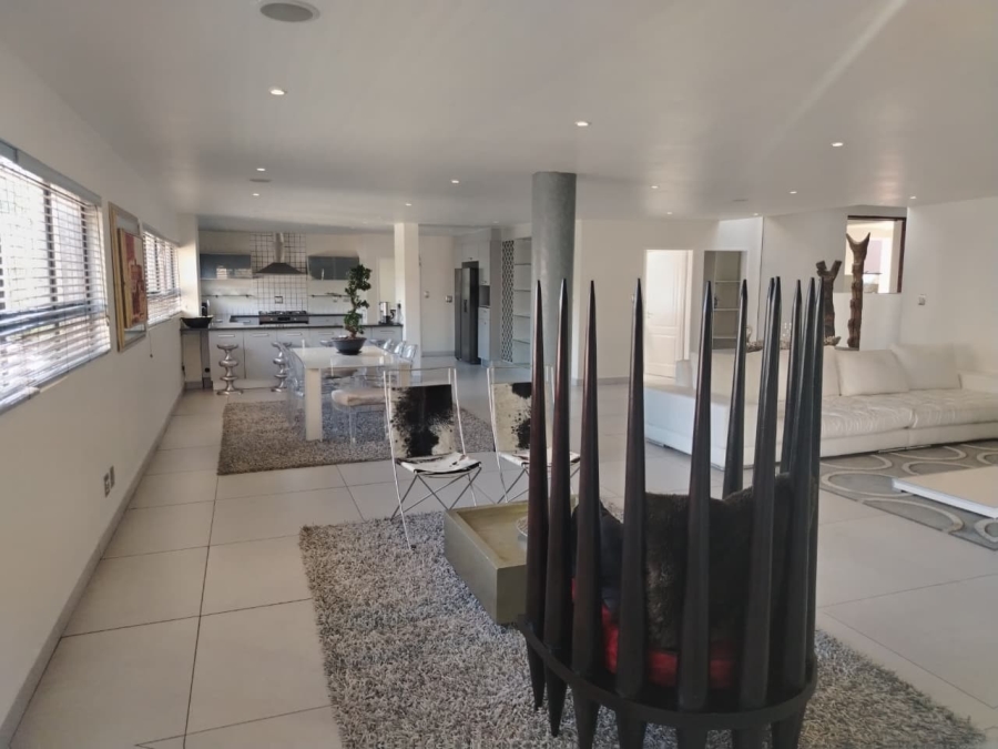 To Let 4 Bedroom Property for Rent in Sandton Central Gauteng