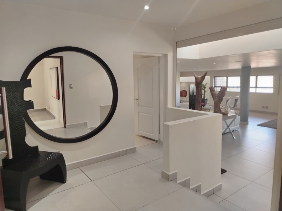 To Let 4 Bedroom Property for Rent in Sandton Central Gauteng