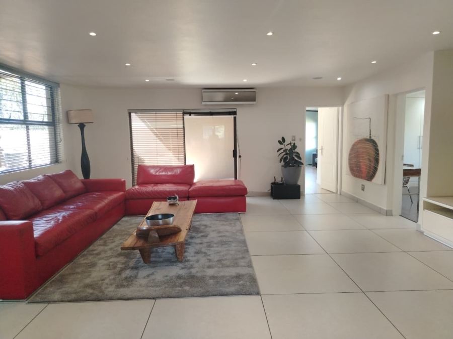 To Let 4 Bedroom Property for Rent in Sandton Central Gauteng