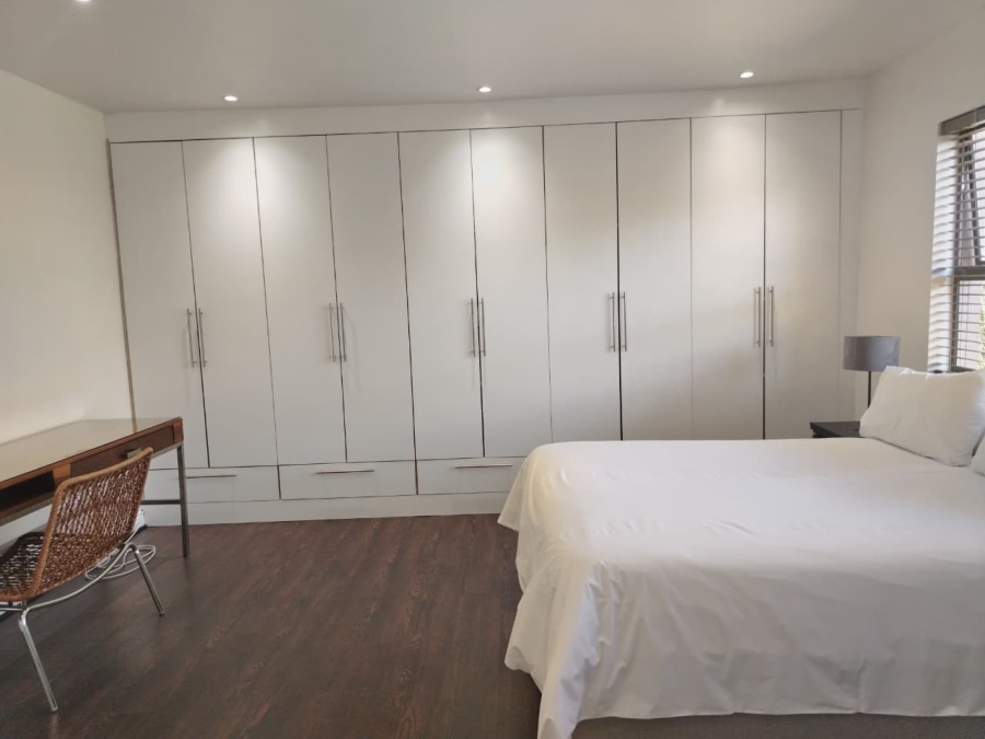 To Let 4 Bedroom Property for Rent in Sandton Central Gauteng
