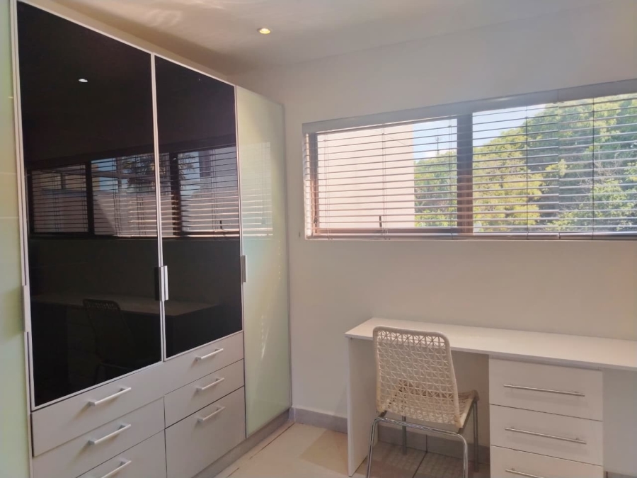 To Let 4 Bedroom Property for Rent in Sandton Central Gauteng