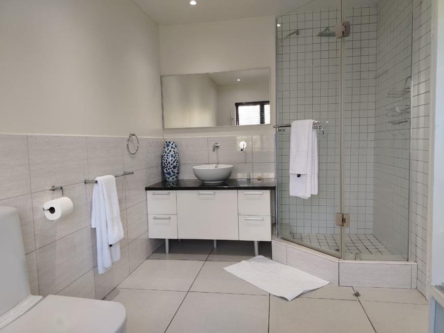To Let 4 Bedroom Property for Rent in Sandton Central Gauteng