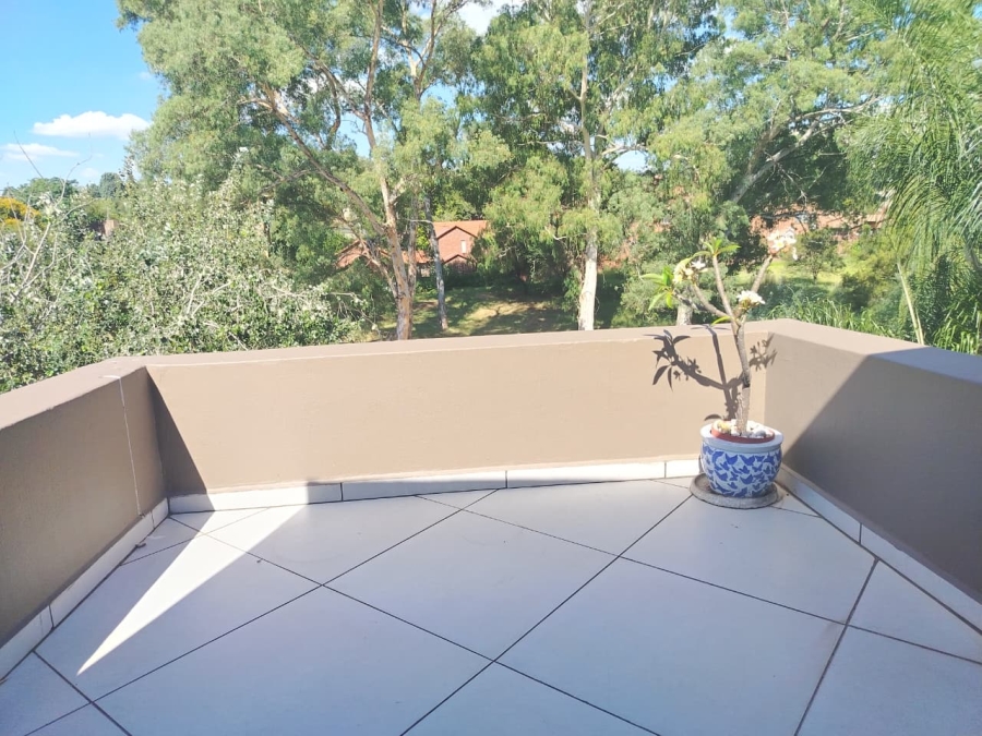 To Let 4 Bedroom Property for Rent in Sandton Central Gauteng