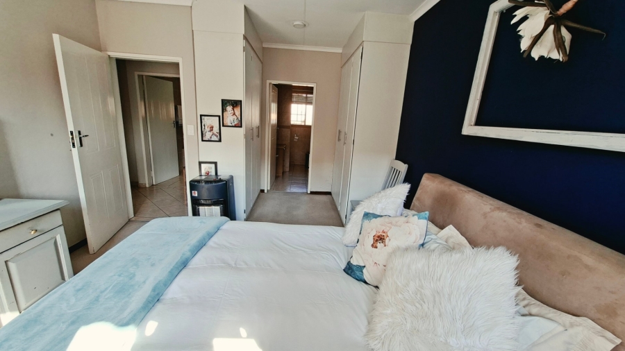2 Bedroom Property for Sale in Olympus AH Gauteng