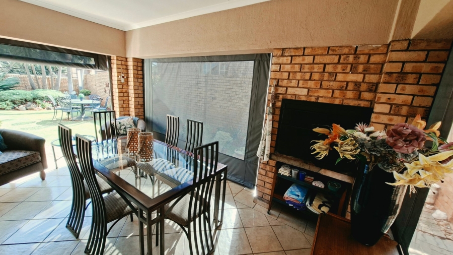 2 Bedroom Property for Sale in Olympus AH Gauteng