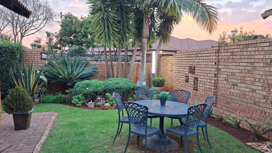 2 Bedroom Property for Sale in Olympus AH Gauteng