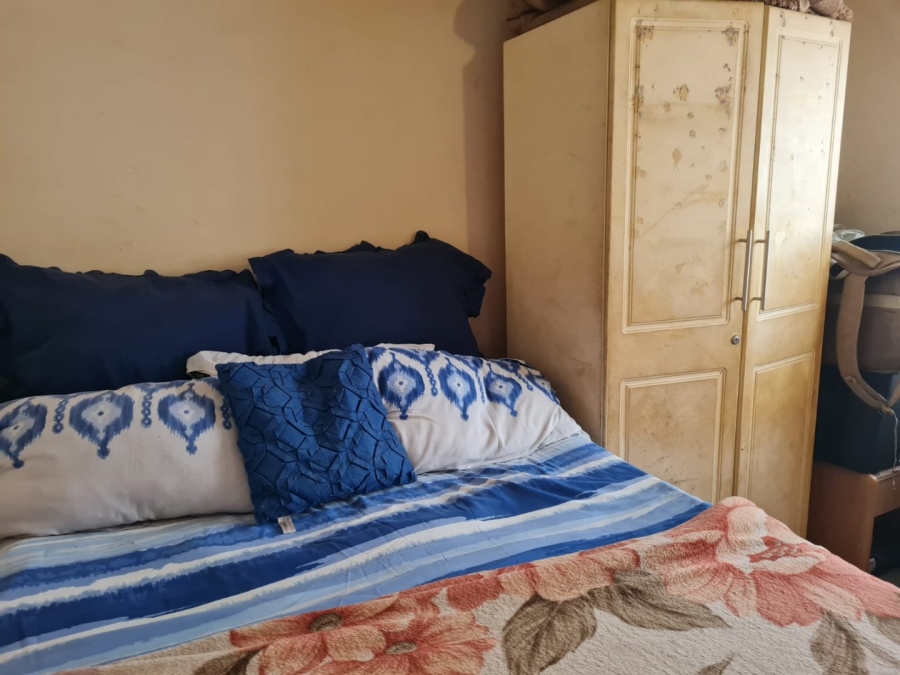 To Let 2 Bedroom Property for Rent in Moroka Gauteng