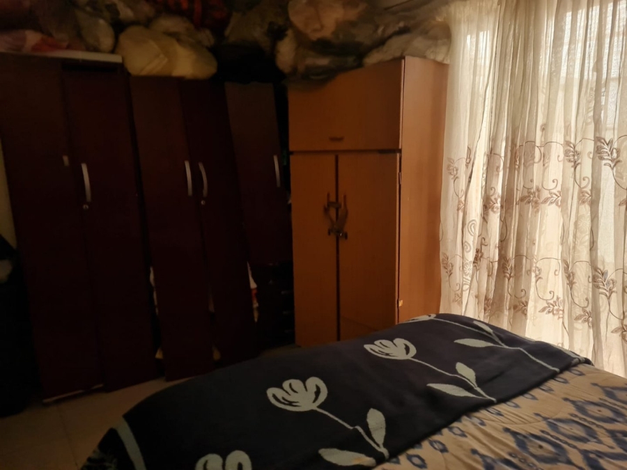 To Let 2 Bedroom Property for Rent in Moroka Gauteng