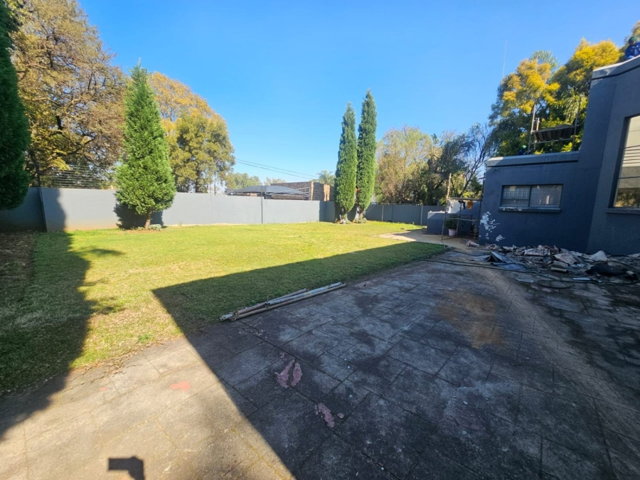 To Let 4 Bedroom Property for Rent in Eldoraigne Gauteng