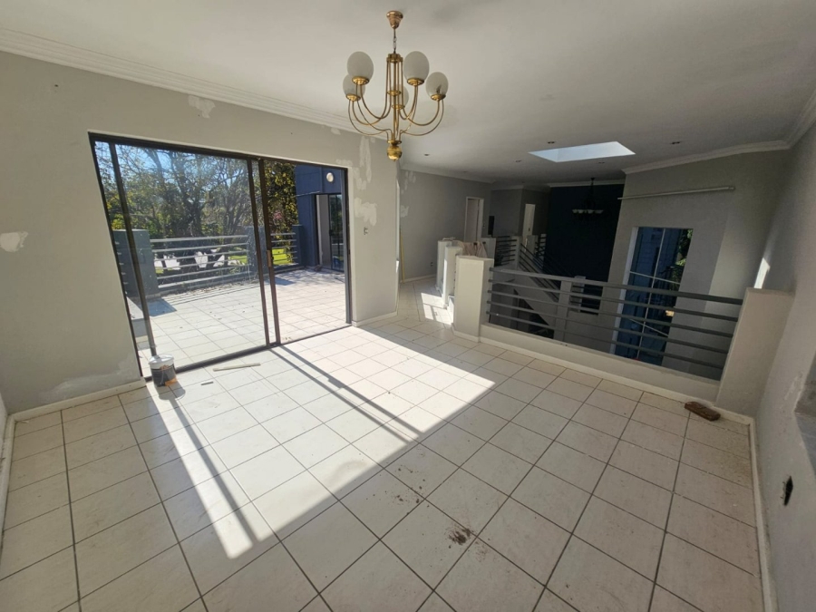 To Let 4 Bedroom Property for Rent in Eldoraigne Gauteng