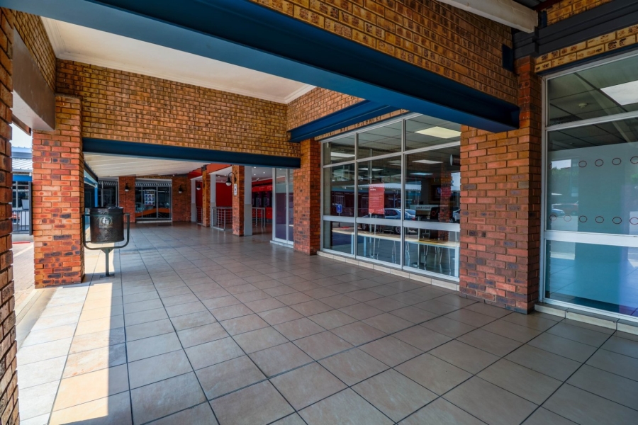 To Let Commercial Property for Rent in Erasmus Gauteng