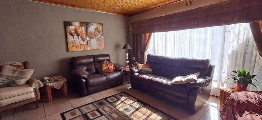 3 Bedroom Property for Sale in Helderkruin Gauteng