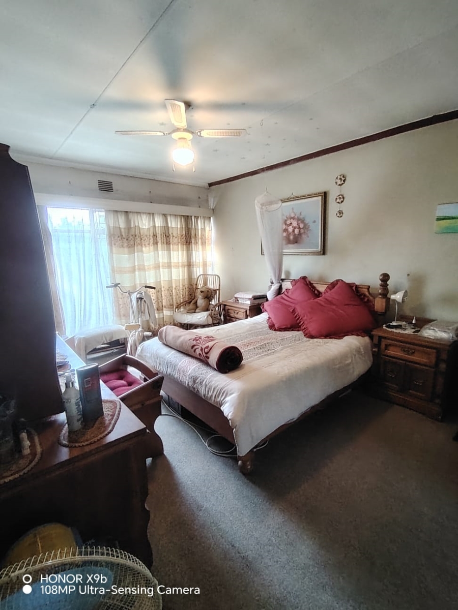3 Bedroom Property for Sale in Vanderbijlpark SE 7 Gauteng