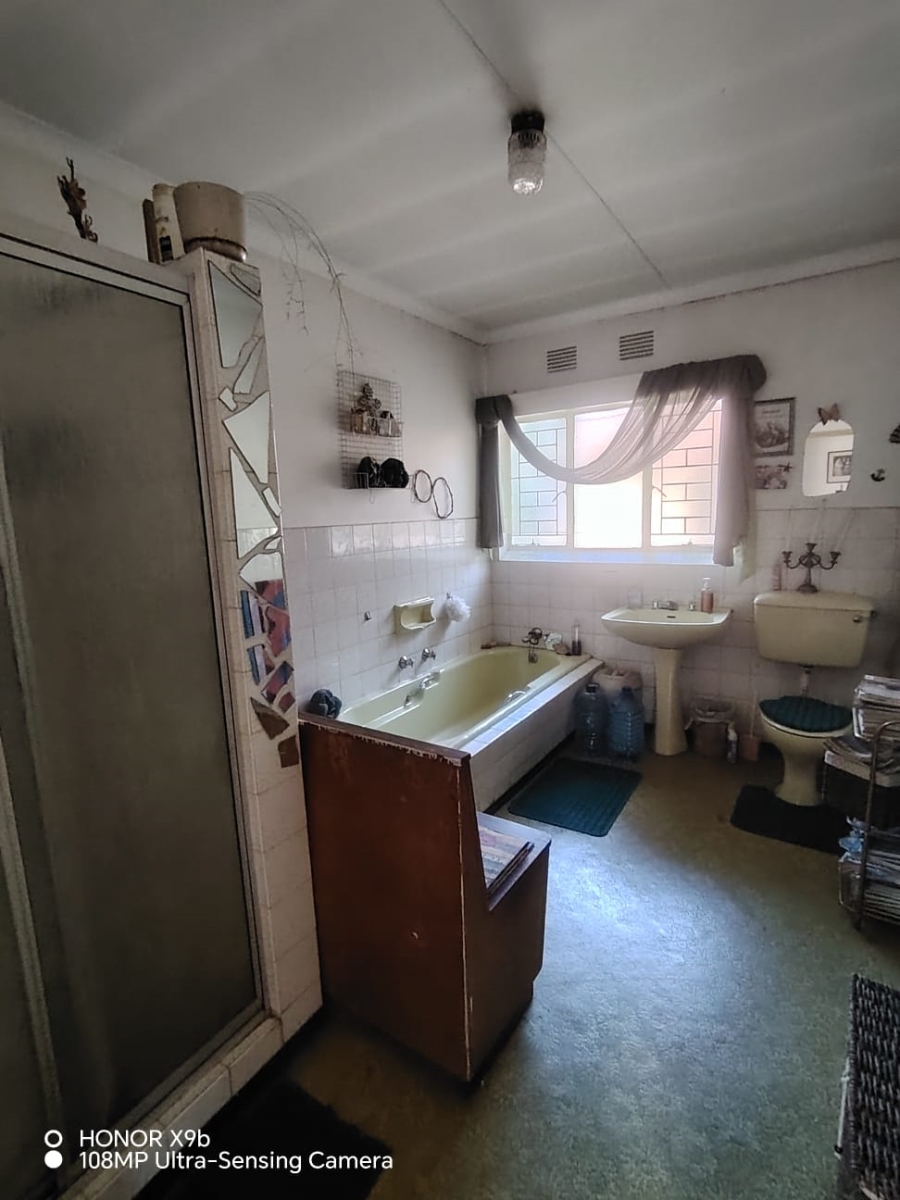 3 Bedroom Property for Sale in Vanderbijlpark SE 7 Gauteng