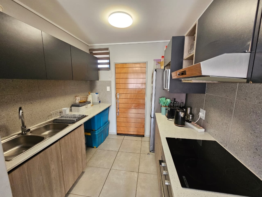2 Bedroom Property for Sale in Amberfield Gauteng
