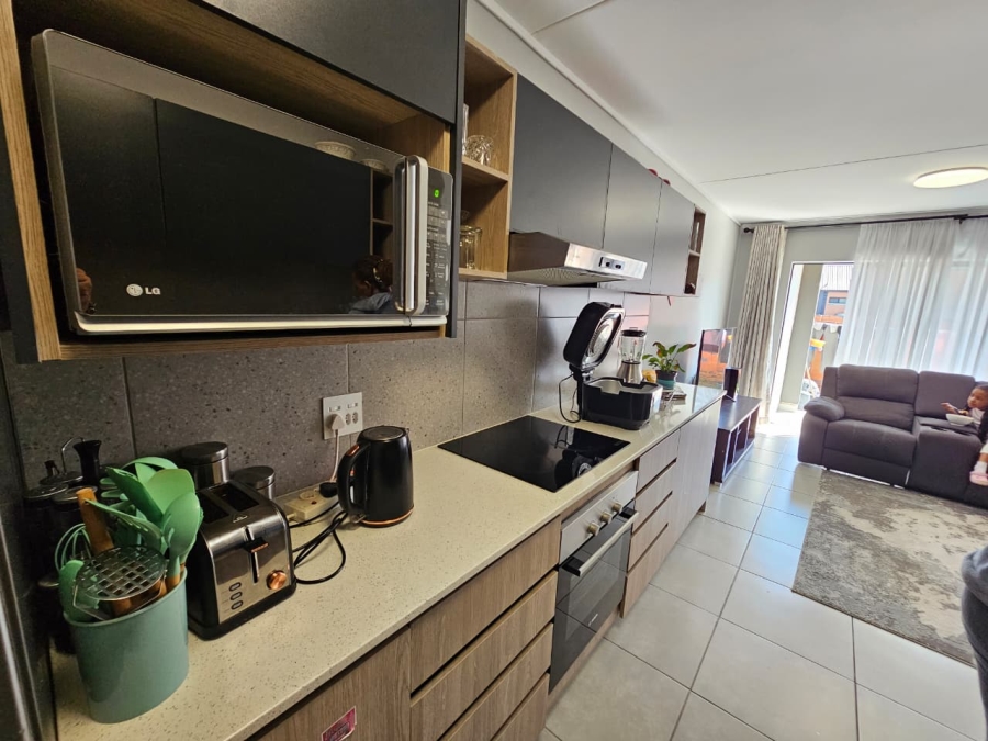 2 Bedroom Property for Sale in Amberfield Gauteng