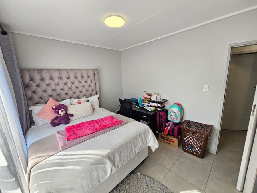 2 Bedroom Property for Sale in Amberfield Gauteng