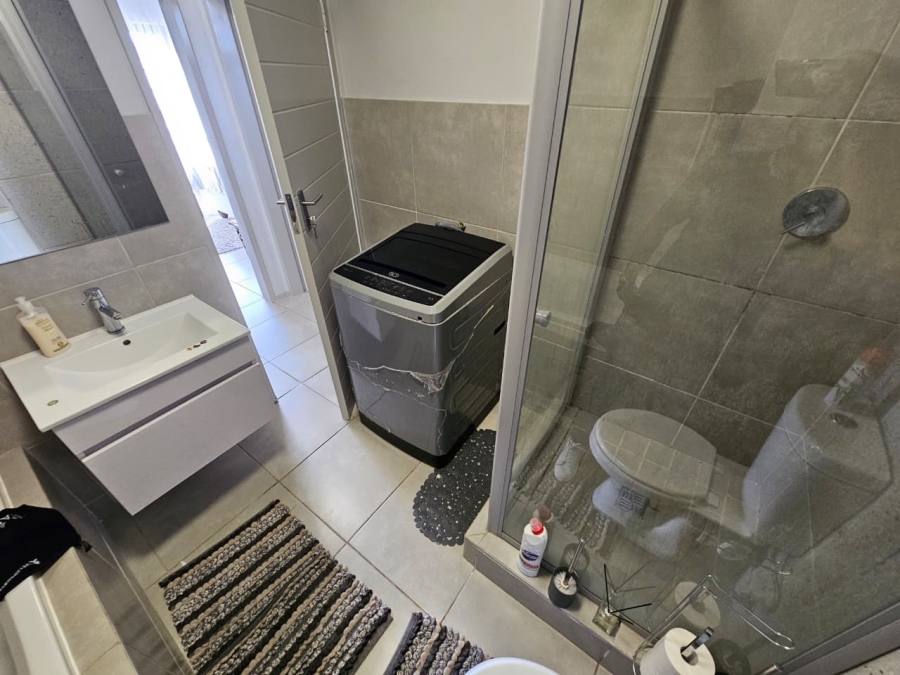 2 Bedroom Property for Sale in Amberfield Gauteng