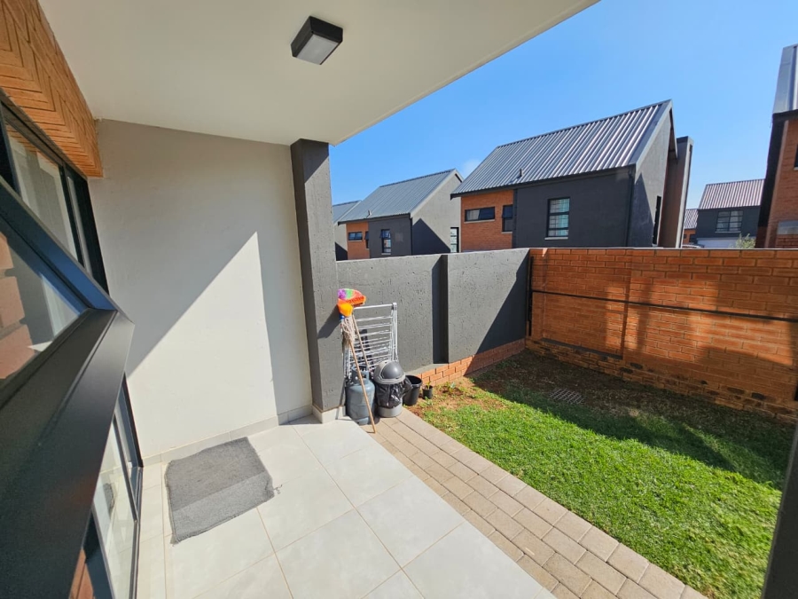 2 Bedroom Property for Sale in Amberfield Gauteng