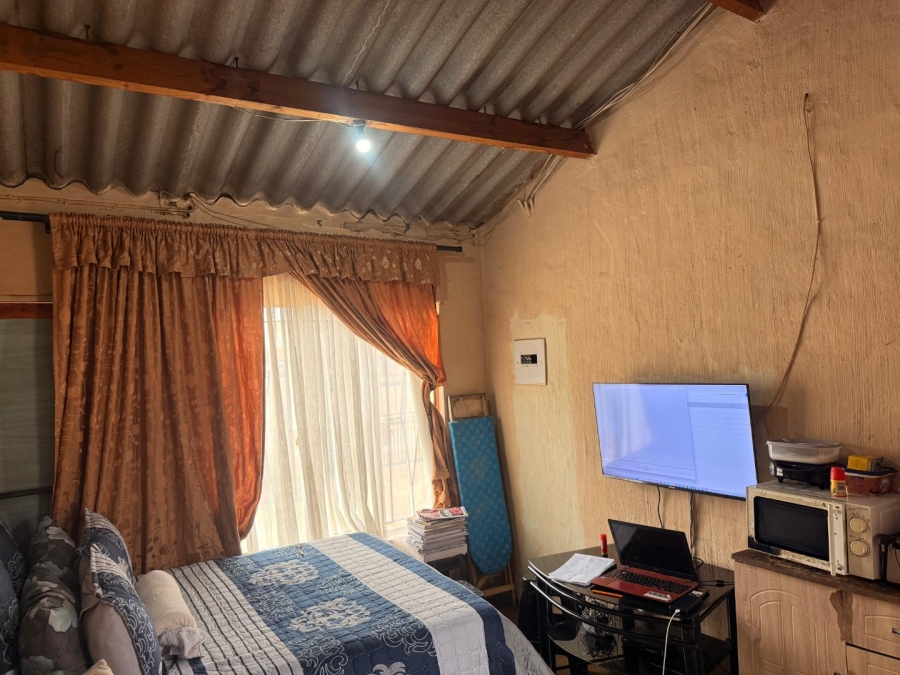 1 Bedroom Property for Sale in Vosloorus Ext 7 Gauteng