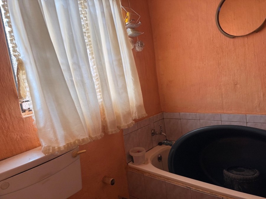 1 Bedroom Property for Sale in Vosloorus Ext 7 Gauteng