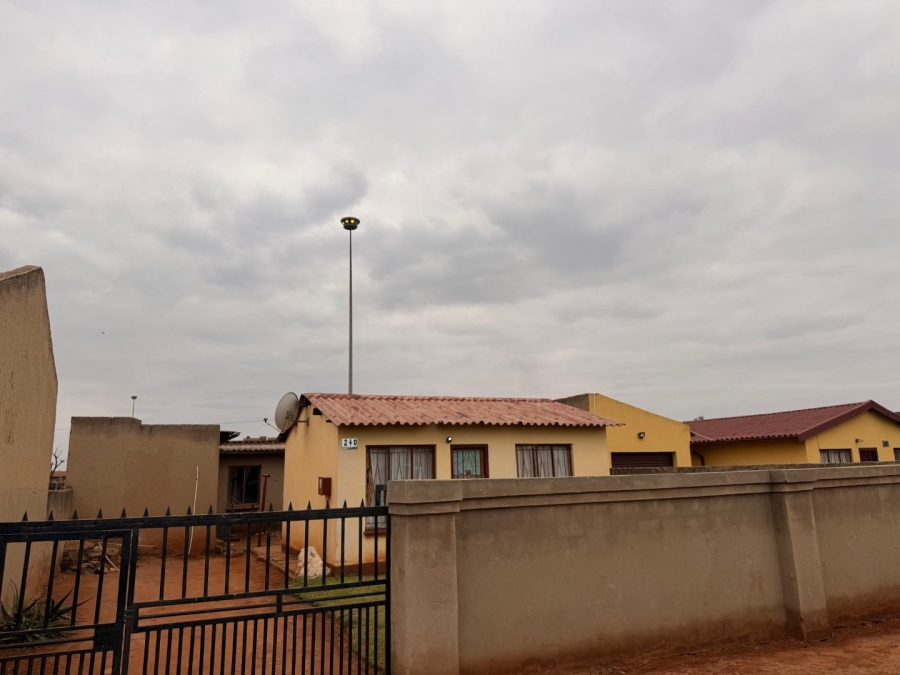 1 Bedroom Property for Sale in Vosloorus Ext 7 Gauteng