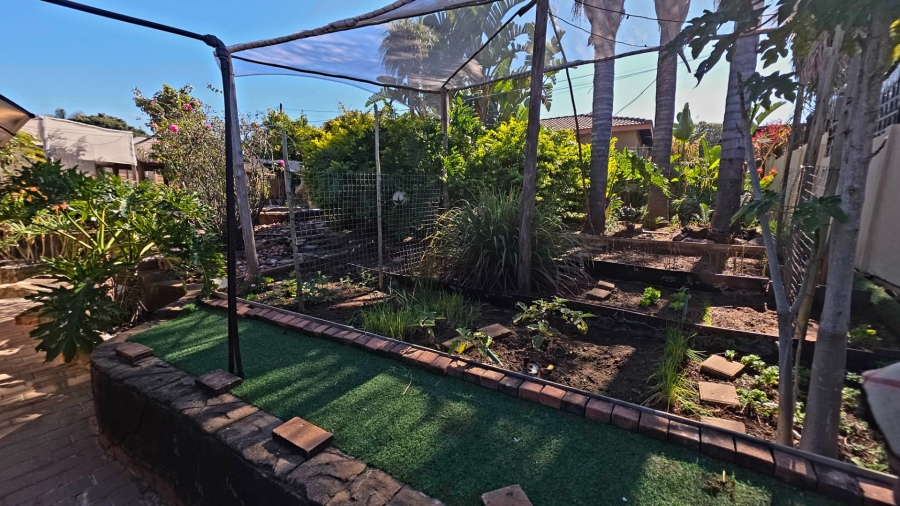  Bedroom Property for Sale in Erasmia Gauteng