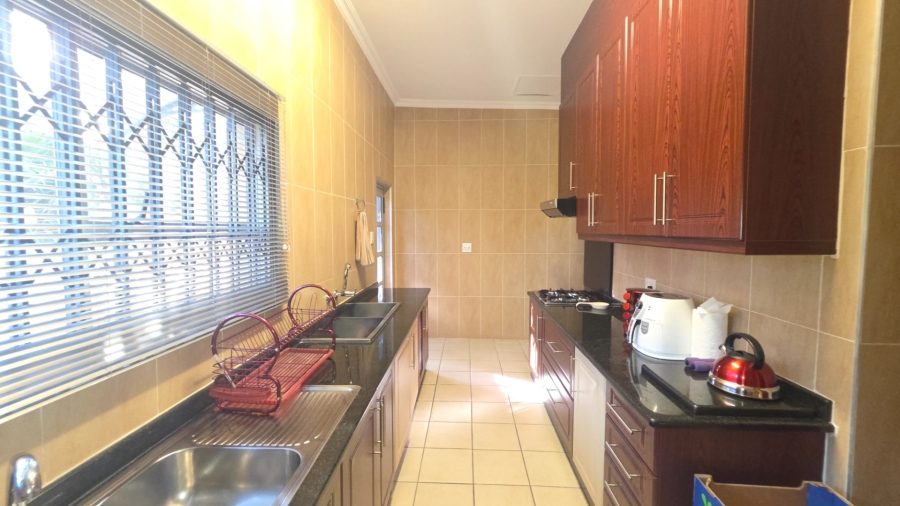  Bedroom Property for Sale in Erasmia Gauteng