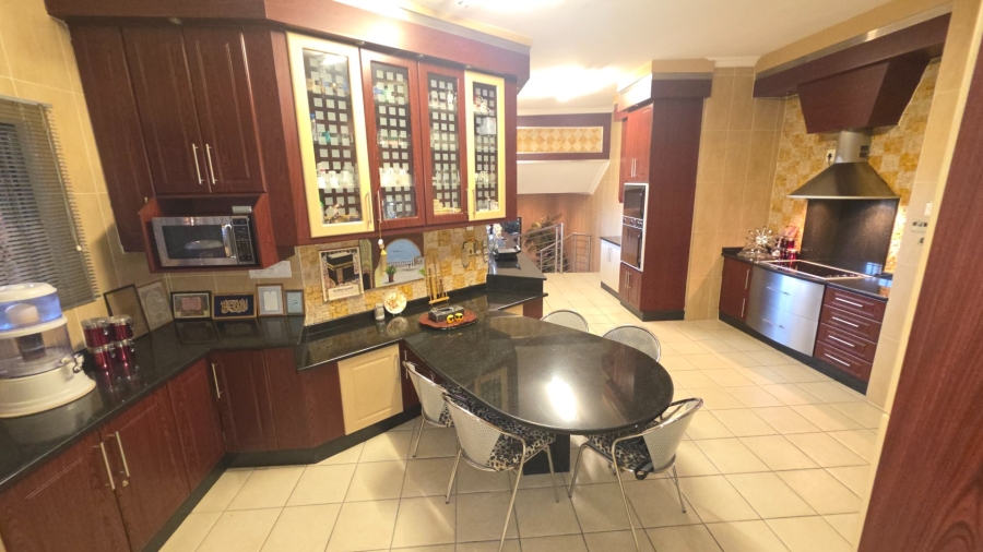  Bedroom Property for Sale in Erasmia Gauteng