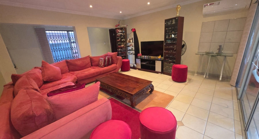  Bedroom Property for Sale in Erasmia Gauteng