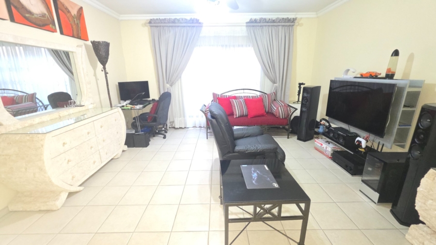  Bedroom Property for Sale in Erasmia Gauteng